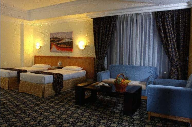 Phoenicia Tower Hotel And Spa Manáma Pokoj fotografie